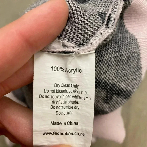 Federation sweater - Picture 3 of 4